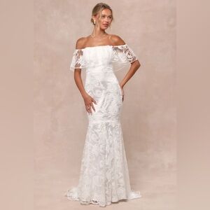 Lulu’s Bridal Perfect Eternity White Off-the-Shoulder Floral Maxi Dress (Small)